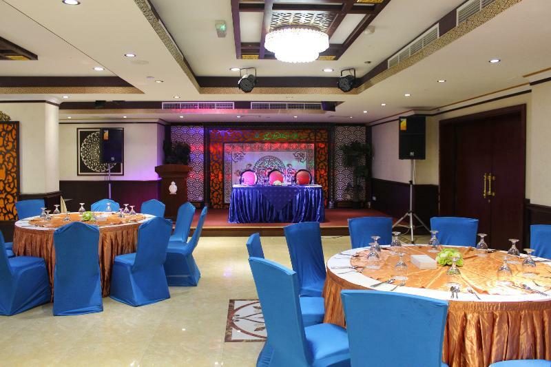 Clifton International Hotel Fujairah Exterior foto